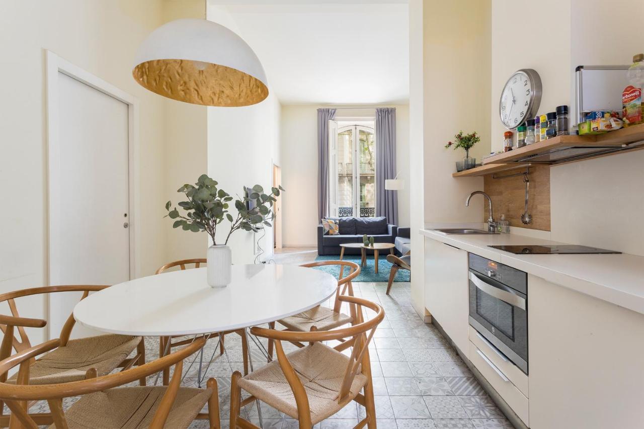 The Barcelona Centric Apt By Maison Pinata Exterior photo